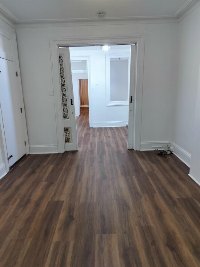 property at 1034 Washington St