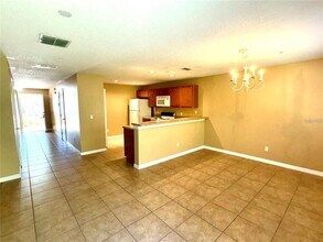 10706 Corsican St in Orlando, FL - Building Photo - Building Photo