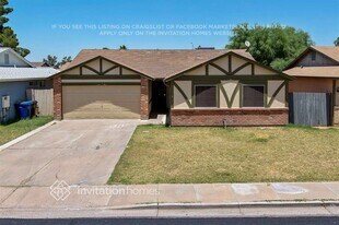 128 W Indigo St in Mesa, AZ - Building Photo