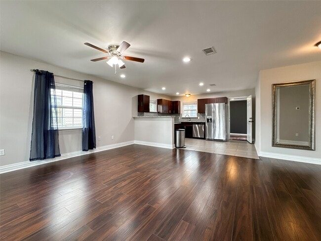 property at 2902 Elser St