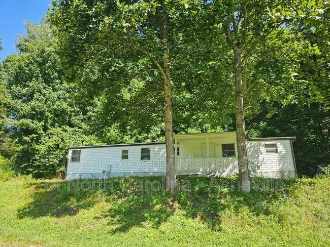 property at 3875 Old Fort Sugar Hill Rd