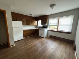 185 Thompson St, Unit 4 in New Haven, CT - Building Photo