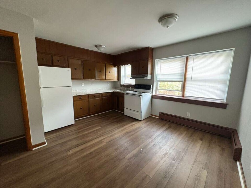 185 Thompson St, Unit 4 in New Haven, CT - Building Photo