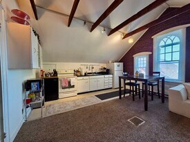 337 Culver Rd, Unit 3 in Rochester, NY - Building Photo