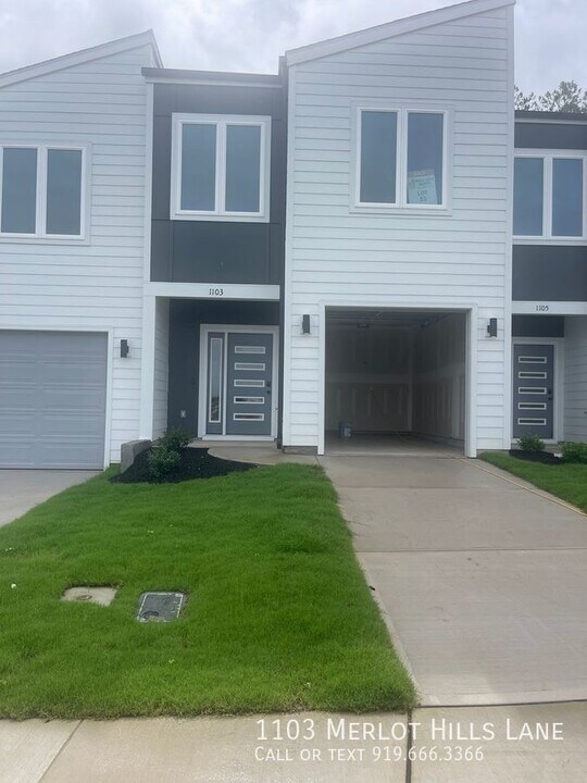 1103 Merlot Hls Ln in Durham, NC - Building Photo