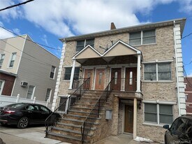 79-31 67th Rd in Queens, NY - Building Photo