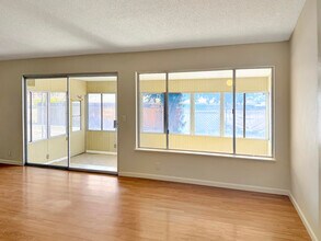 43320 Texas Ave in Palm Desert, CA - Building Photo - Building Photo