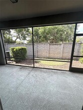 6433 Baytown Dr in Sarasota, FL - Building Photo - Building Photo