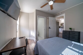 7237 Boggess Rd in Houston, TX - Building Photo - Building Photo