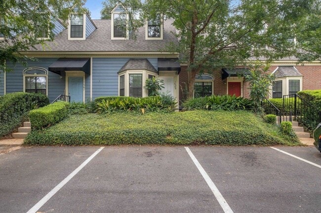 property at 1611 S Gadsden St