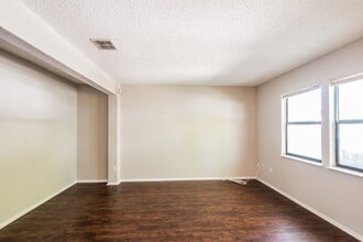 9359 Genna Trace Trail in Jacksonville, FL - Building Photo - Building Photo