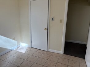 35 Fairmount Pl in Leominster, MA - Building Photo - Building Photo