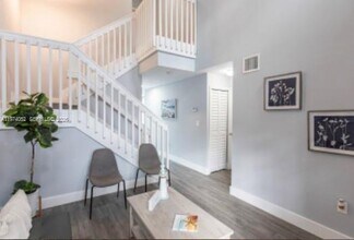 7125 NW 173rd Dr in Hialeah, FL - Building Photo - Building Photo