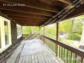 95 Hillair Rd in Lake Peekskill, NY - Building Photo - Building Photo