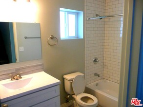 1429 S Beacon St in Los Angeles, CA - Building Photo - Building Photo