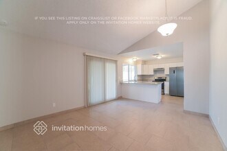 5652 W Cochise Dr in Glendale, AZ - Building Photo - Building Photo