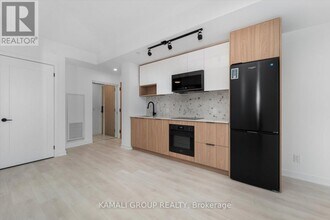 5 Defries St in Toronto, ON - Building Photo - Building Photo