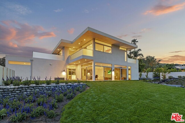 property at 5738 Busch Dr
