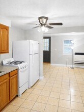 92 School St in Whitman, MA - Building Photo - Building Photo