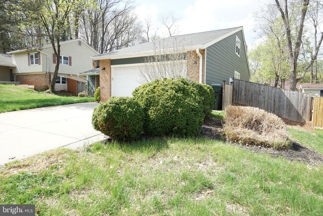 property at 322 Sugarland Run Dr