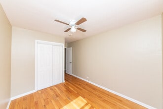 233 Custer Ave in Evanston, IL - Building Photo - Building Photo