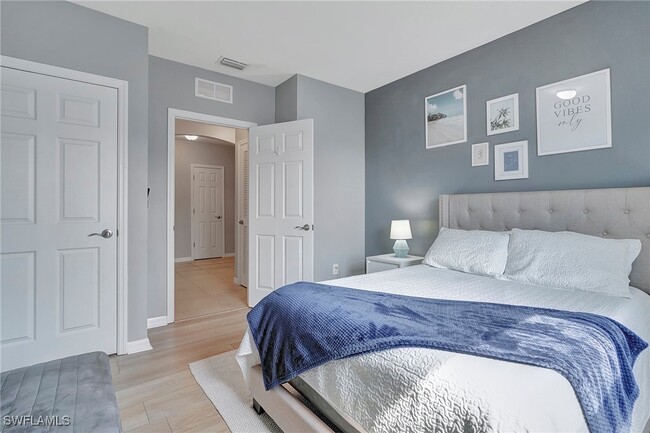 property at 1112 SW 46th St