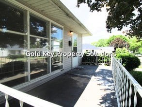 3011 Central Ave in Anderson, IN - Foto de edificio - Building Photo