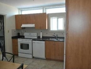 89 Centre St E in Richmond Hill, ON - Building Photo - Building Photo