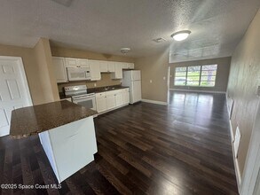 10 Scott Ln in Rockledge, FL - Building Photo - Building Photo