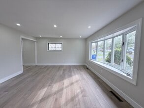 315 Park Ave in Cinnaminson, NJ - Building Photo - Building Photo