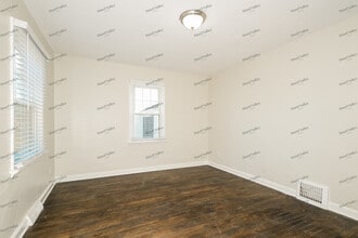 7624 Stanwood Dr in St. Louis, MO - Building Photo - Building Photo