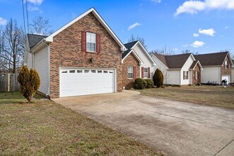 3501 Sandpiper Dr in Clarksville, TN - Building Photo - Building Photo