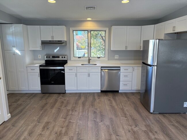 property at 4 Skerry St Ct