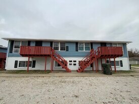 1420 Cleveland Ave in Danville, IL - Building Photo