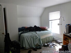 64 Murdock St in Boston, MA - Building Photo