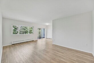 1426-1426 Huron St in London, ON - Building Photo - Building Photo