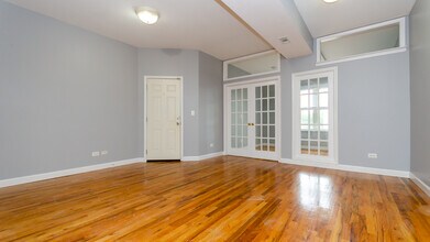 1147 E 61st St in Chicago, IL - Building Photo - Building Photo