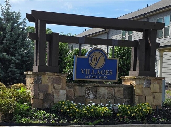 5531 Garens Way in Flowery Branch, GA - Building Photo - Building Photo