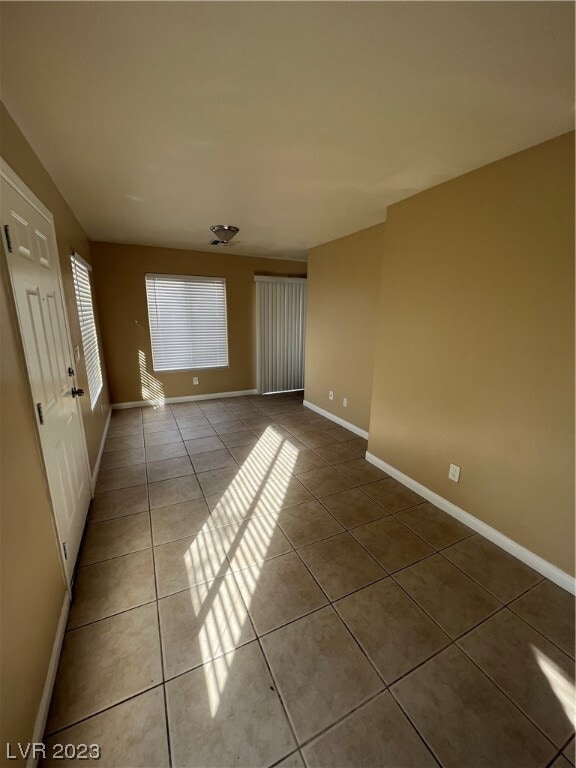 460 Rexford Dr photo'