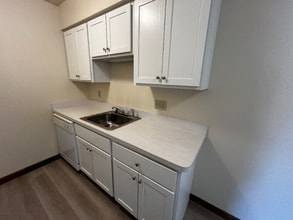 1949 Western Ave in Albany, NY - Building Photo - Building Photo