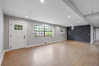 3207 Bobbie Ln in Decatur, GA - Building Photo - Building Photo