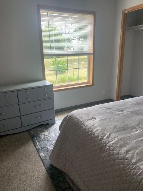 200 N 28th St in Fairfield, IA - Foto de edificio - Building Photo