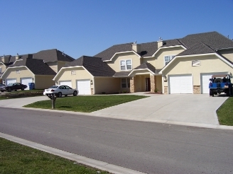 Villas at the Gardens in Basehor, KS - Building Photo