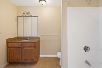 108 California Ave in Quincy, MA - Building Photo - Building Photo