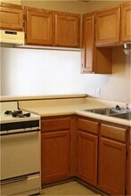 1301 S Tyler St in Beeville, TX - Building Photo - Building Photo