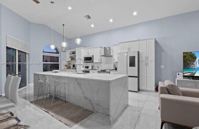 6952 NW 27th Ct in Margate, FL - Building Photo - Building Photo