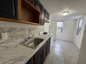 329 Bainbridge St. in Brooklyn, NY - Building Photo - Building Photo