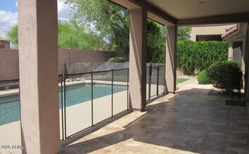 10384 E Rosemary Ln in Scottsdale, AZ - Building Photo - Building Photo