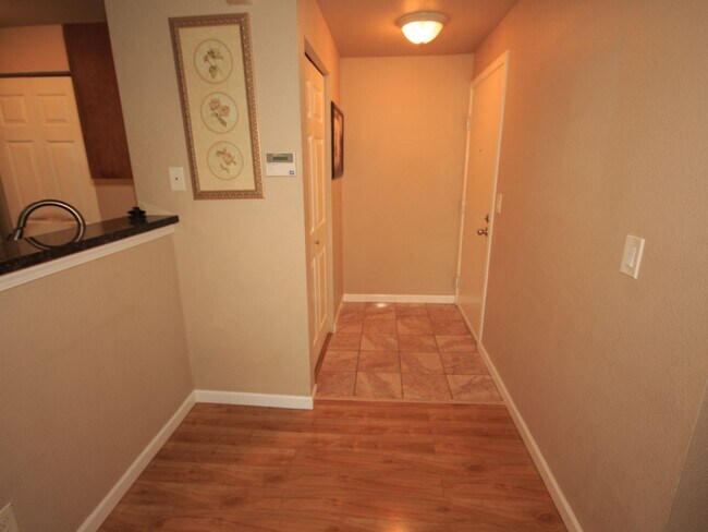 3715 S 182nd St in Seatac, WA - Building Photo - Building Photo