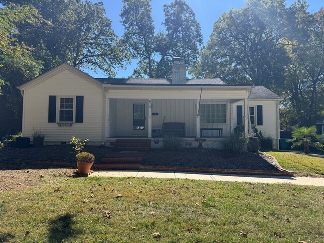 property at 617 Gatewood Ave